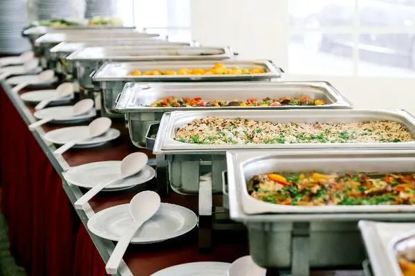 Mezbani Chicken Biryani for 10 people (Chicken Biryani, Samosa and Salad)